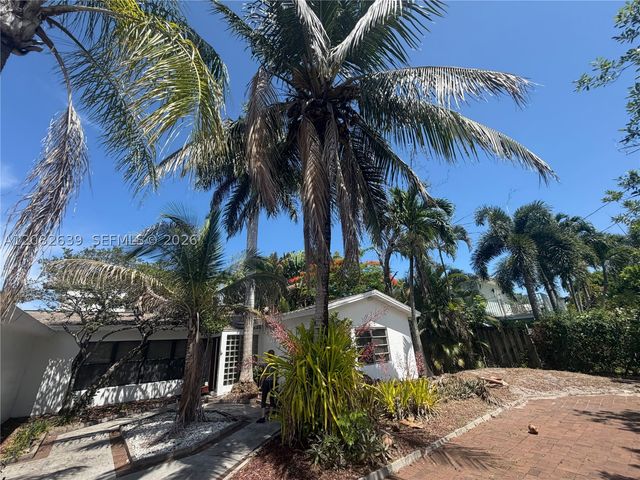 1524 NE 18th Ave, Fort Lauderdale, FL 33304