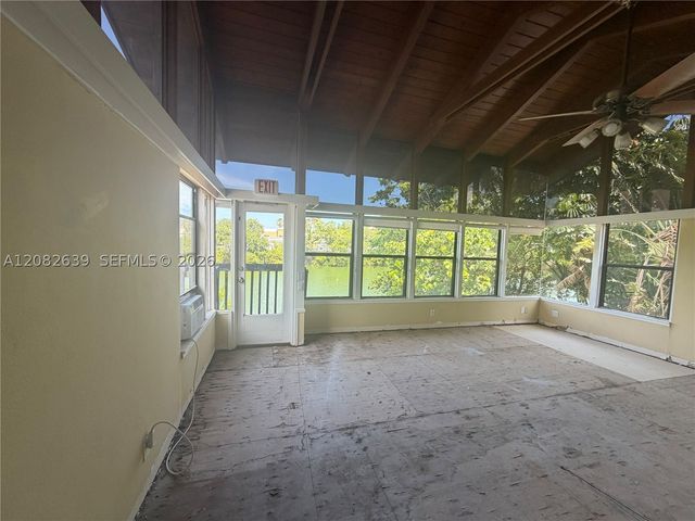 1524 NE 18th Ave, Fort Lauderdale, FL 33304