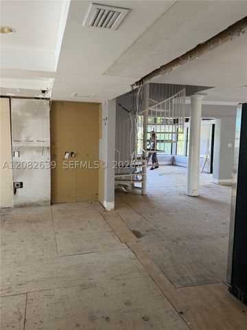 1524 NE 18th Ave, Fort Lauderdale, FL 33304