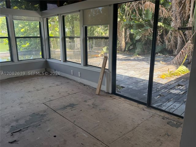 1524 NE 18th Ave, Fort Lauderdale, FL 33304