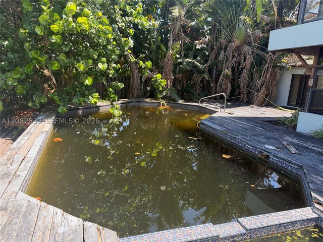 1524 NE 18th Ave, Fort Lauderdale, FL 33304