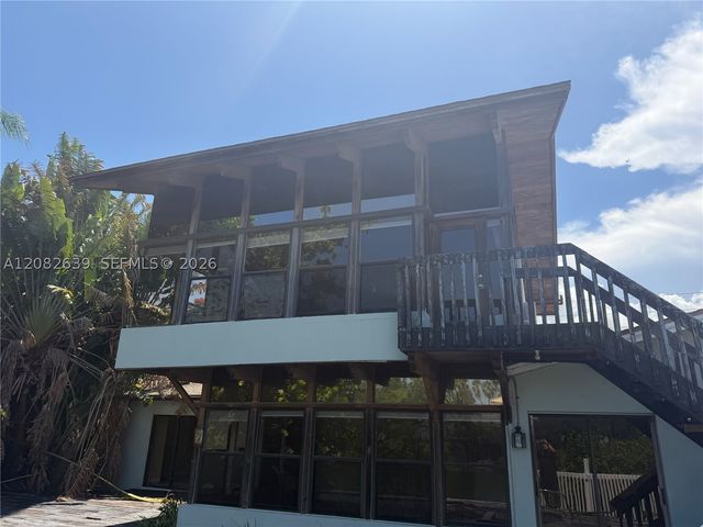 1524 NE 18th Ave, Fort Lauderdale, FL 33304