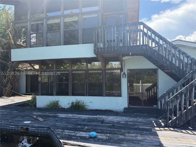 1524 NE 18th Ave, Fort Lauderdale, FL 33304