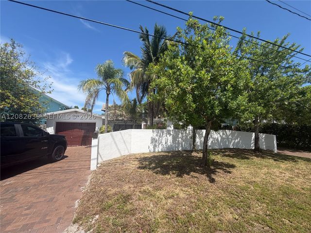1524 NE 18th Ave, Fort Lauderdale, FL 33304