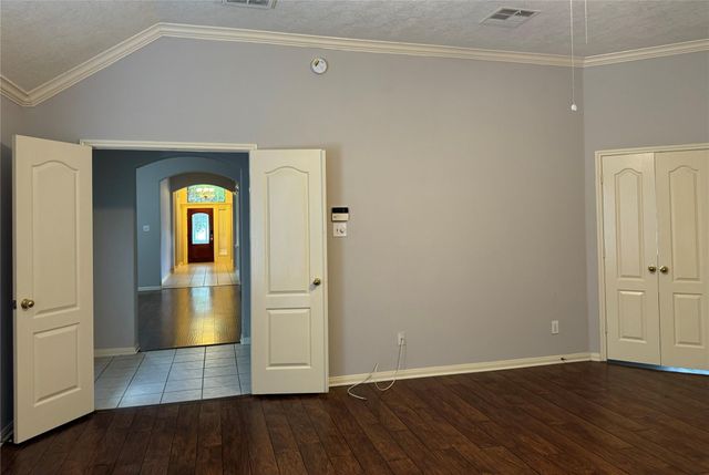 2711 Kimbleton Court, Houston, TX 77082