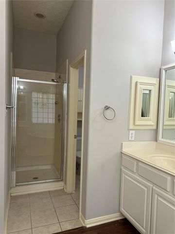 2711 Kimbleton Court, Houston, TX 77082