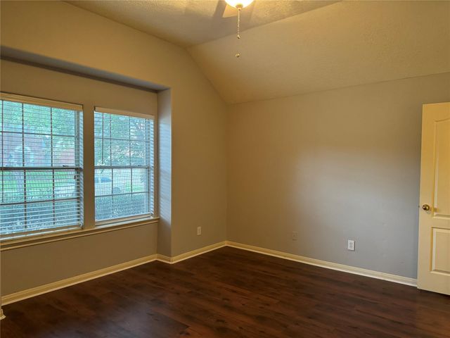 2711 Kimbleton Court, Houston, TX 77082