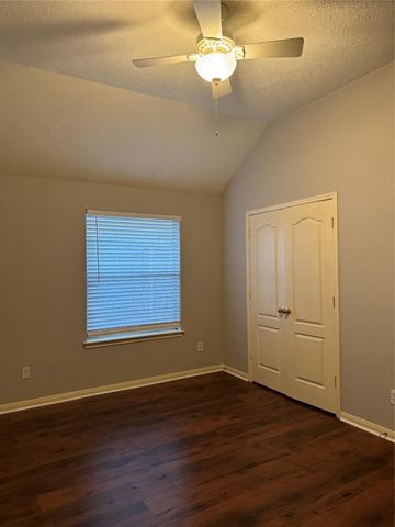 2711 Kimbleton Court, Houston, TX 77082