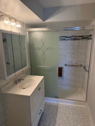 6950 W Forest Preserve Drive 207, Norridge, IL 60706