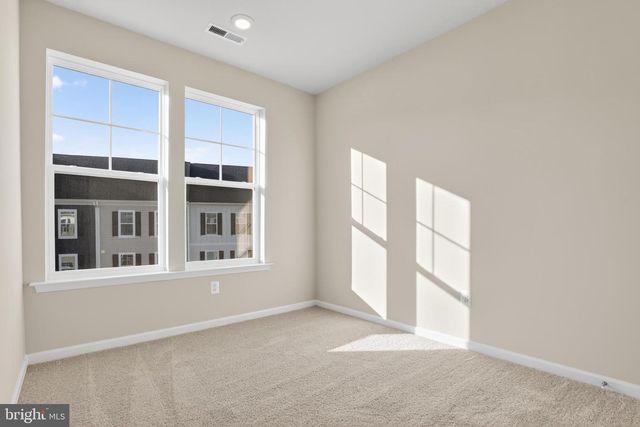 613 BARNEHURST ST, Middle River, MD 21220