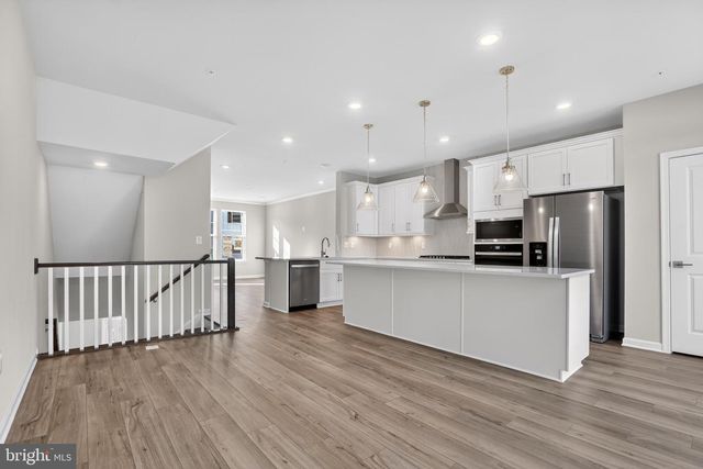 613 BARNEHURST ST, Middle River, MD 21220