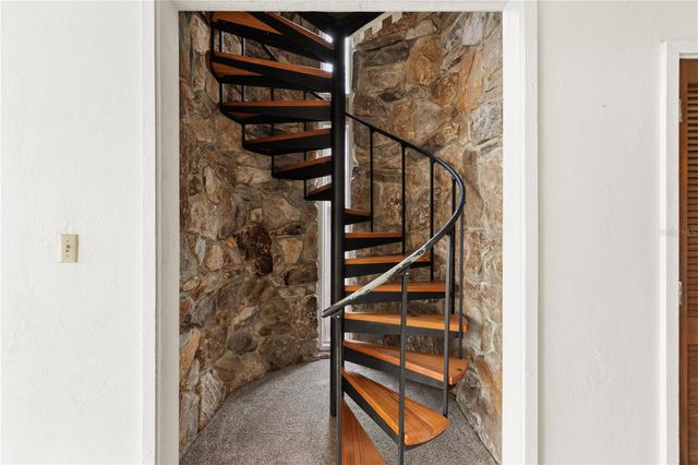 2114 CORNER LAKE DRIVE E, Haines City, FL 33844