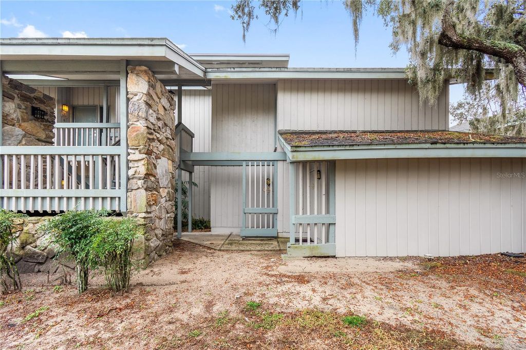 2114 CORNER LAKE DRIVE E, Haines City, FL 33844