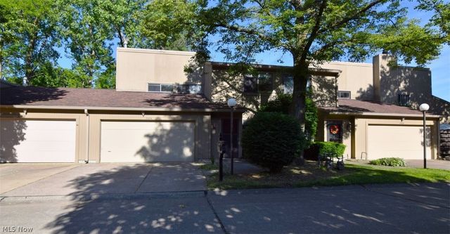 7024 Buckhurst Place, Concord Twp, OH 44060