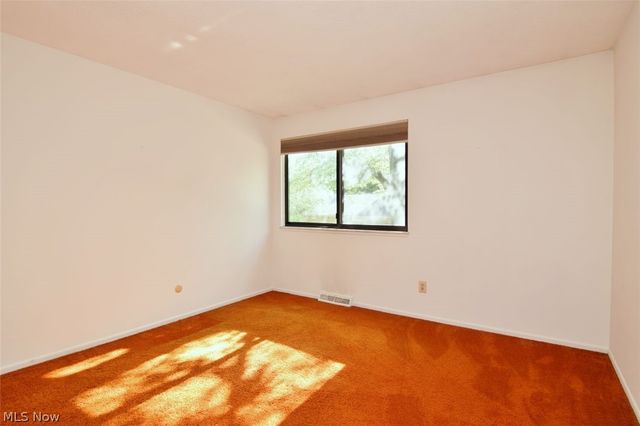 7024 Buckhurst Place, Concord Twp, OH 44060