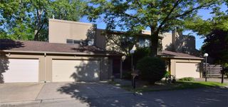 7024 Buckhurst Place, Concord Twp, OH 44060