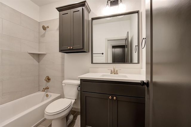 7916 Amber Ridge Drive, Edmond, OK 73034