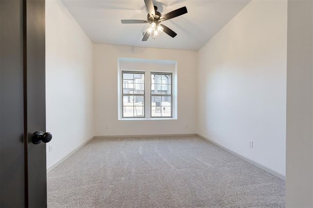 7916 Amber Ridge Drive, Edmond, OK 73034