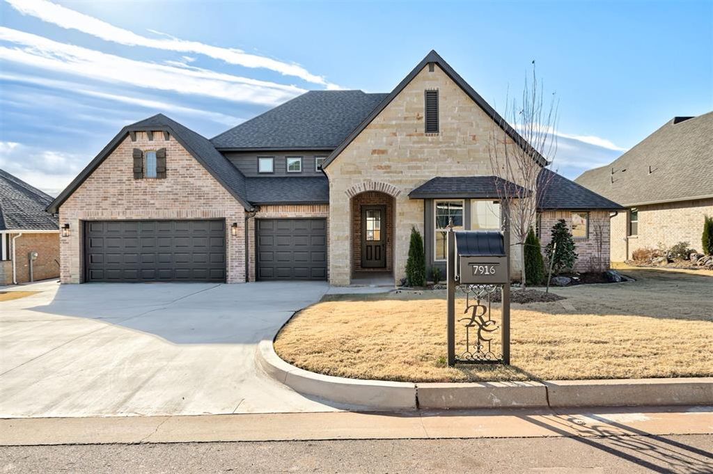 7916 Amber Ridge Drive, Edmond, OK 73034