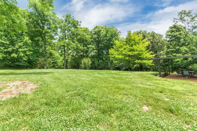 2417 Sowell Mill Pike, Columbia, TN 38401