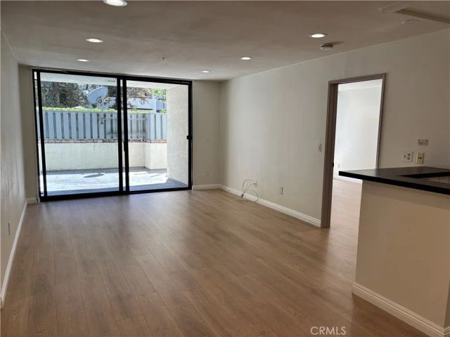 222 S Central Ave 112, Los Angeles, CA 90012