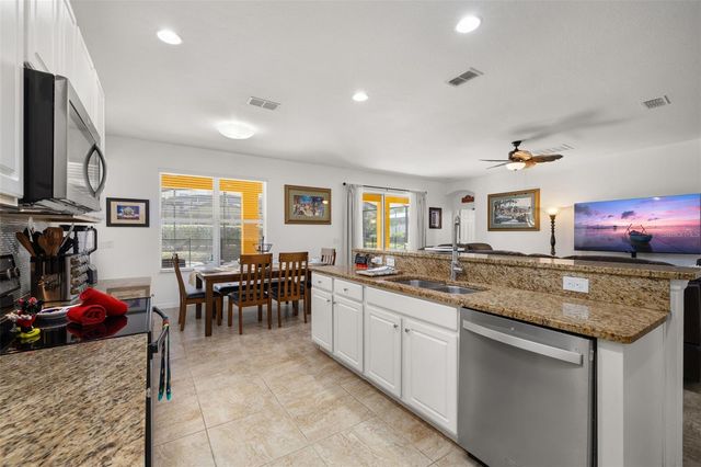 4064 OAKTREE DRIVE, Davenport, FL 33837