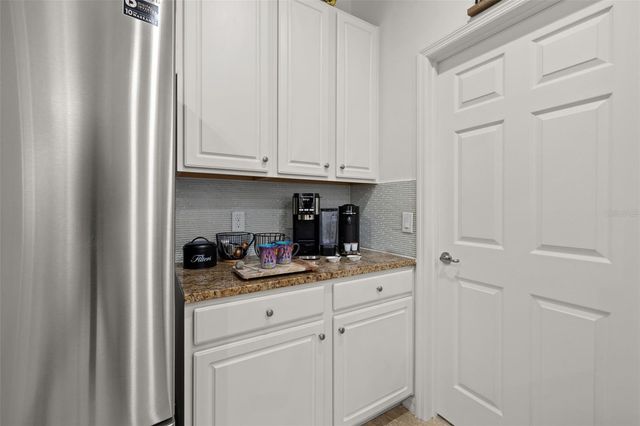 4064 OAKTREE DRIVE, Davenport, FL 33837