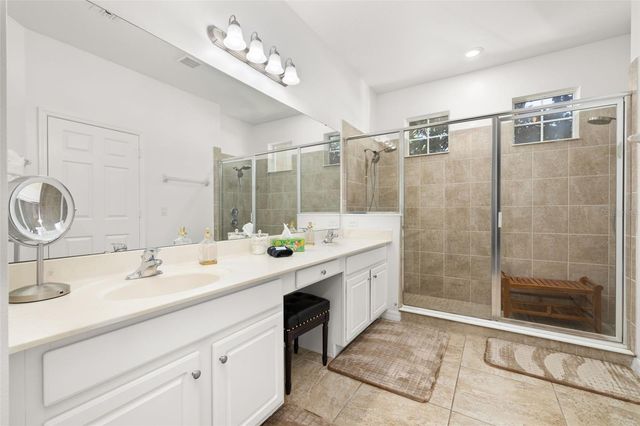 4064 OAKTREE DRIVE, Davenport, FL 33837