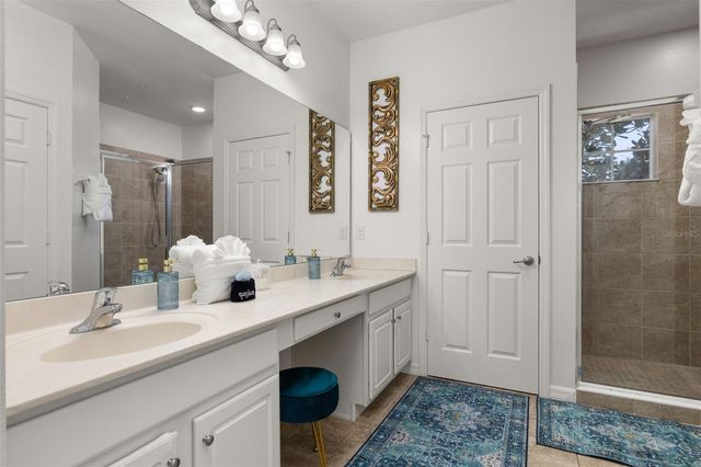 4064 OAKTREE DRIVE, Davenport, FL 33837