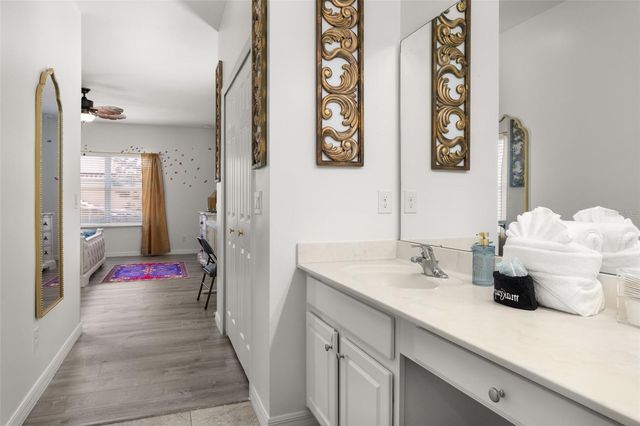 4064 OAKTREE DRIVE, Davenport, FL 33837