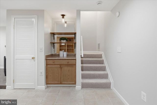 9425 CANDLEBERRY CT, Burke, VA 22015