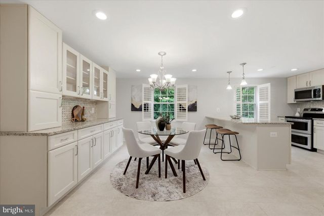 9425 CANDLEBERRY CT, Burke, VA 22015