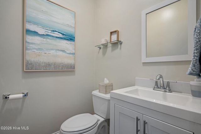 813 Fox Ridge Lane, Wilmington, NC 28405