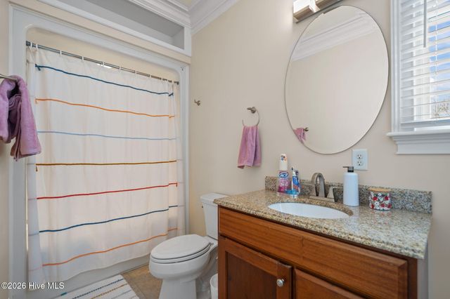 813 Fox Ridge Lane, Wilmington, NC 28405