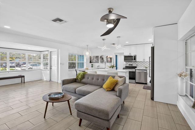 1213 SW 21st Street, Fort Lauderdale, FL 33315