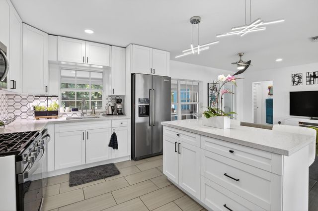 1213 SW 21st Street, Fort Lauderdale, FL 33315