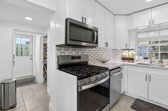 1213 SW 21st Street, Fort Lauderdale, FL 33315