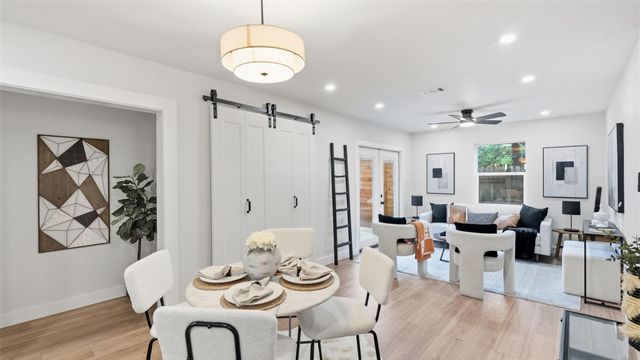 400 Chippendale Ave, Austin, TX 78745