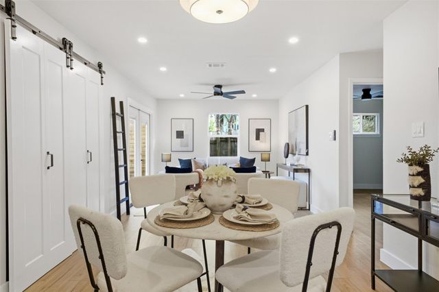 400 Chippendale Ave, Austin, TX 78745