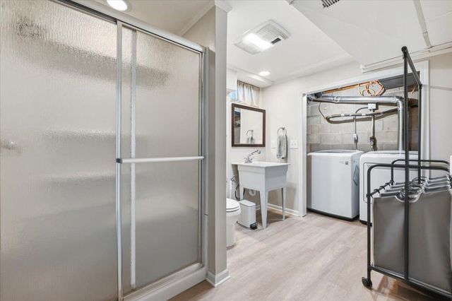 107 SURREY Avenue, Council Bluffs, IA 51503