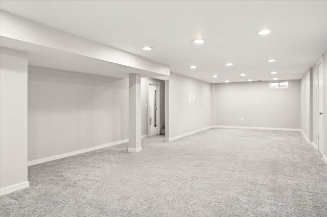 107 SURREY Avenue, Council Bluffs, IA 51503