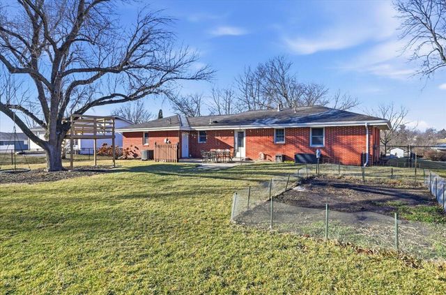 107 SURREY Avenue, Council Bluffs, IA 51503