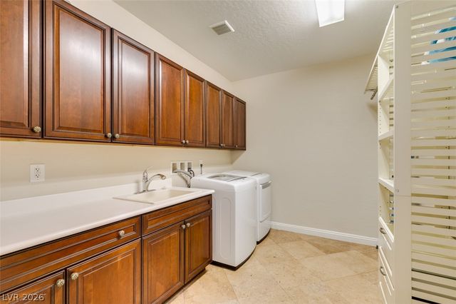 2909 Valvent Court, Henderson, NV 89044