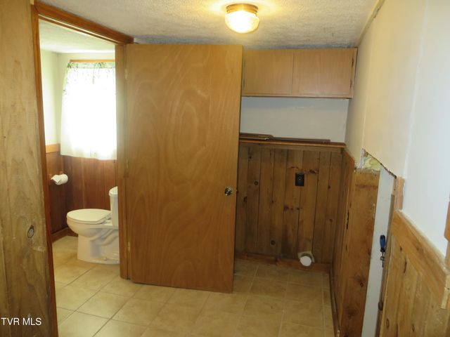 492 Forge Creek Road, Mountain City, TN 37683