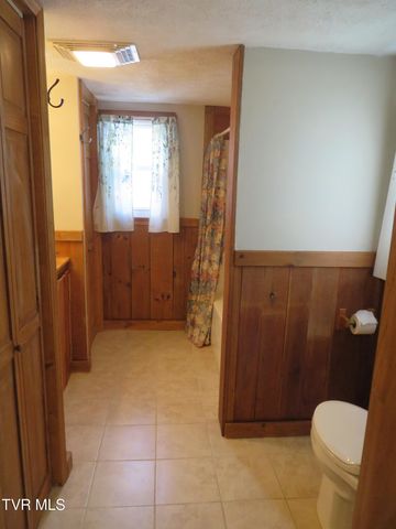 492 Forge Creek Road, Mountain City, TN 37683