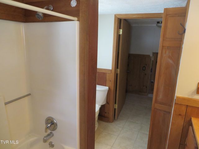 492 Forge Creek Road, Mountain City, TN 37683