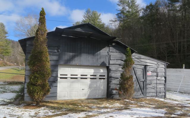 492 Forge Creek Road, Mountain City, TN 37683