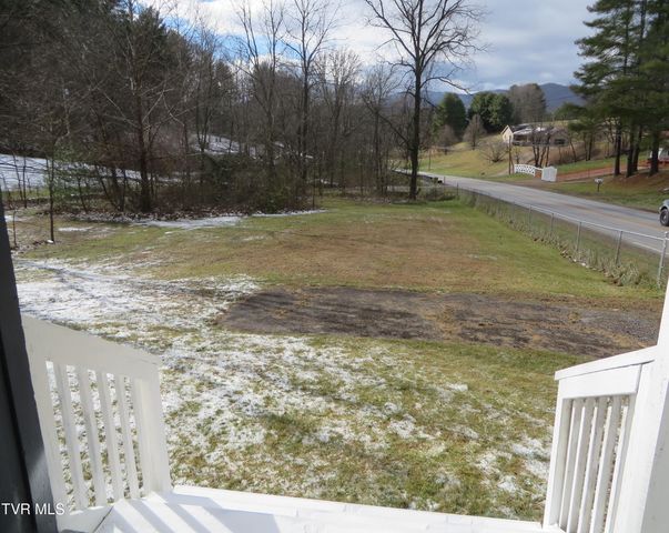 492 Forge Creek Road, Mountain City, TN 37683