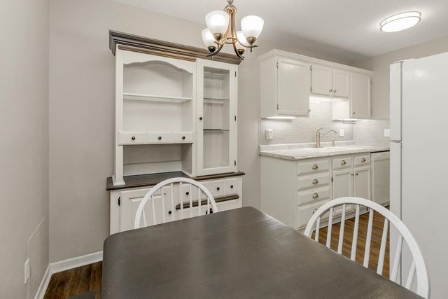 3431 Kent Street 708, Shoreview, MN 55126