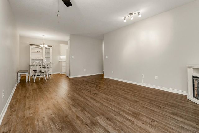 3431 Kent Street 708, Shoreview, MN 55126